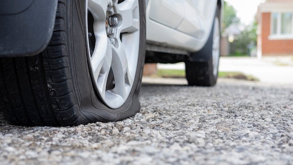 flat tire assistance in Santa Ana