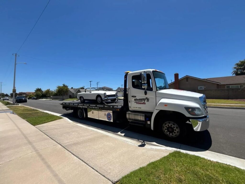 Specialized vehicle transport in Santa Ana